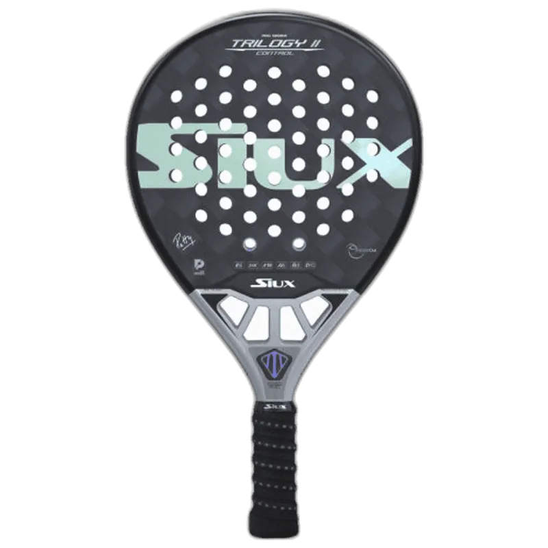 Siux Trilogy II Control 24K Patty Llaguno